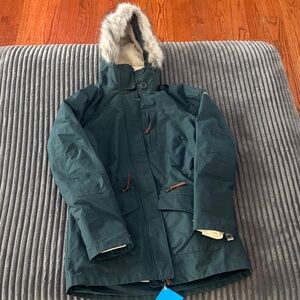 NWT Columbia Dark Green Jacket with Cream omni tech Lining Xs